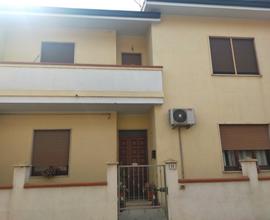 Casa indipendente su due livelli