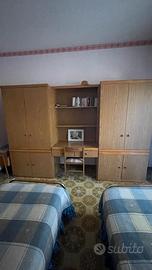 Mobili per casa .camere e soggiorno