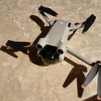 Dji mini 3 PRO con fly more combo