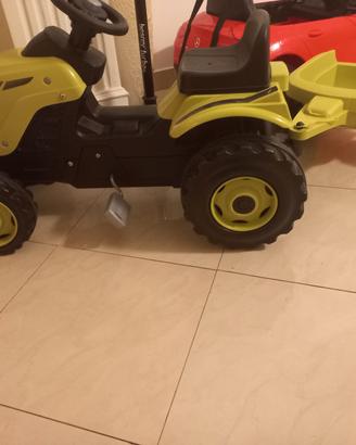 Trattore con carrello