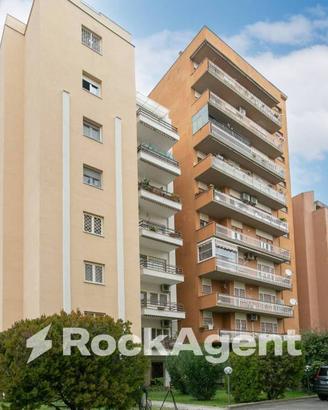 QUADRILOCALE PIAZZA GEROLAMO GASLINI