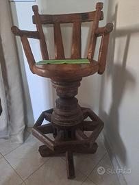 Sgabello in legno massello