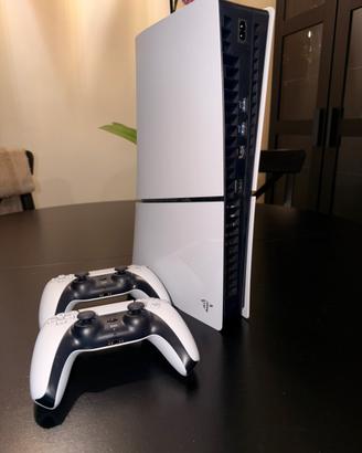 PS5 Digital Edition + 2 Controller