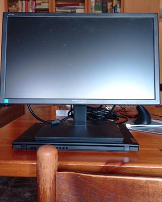 schermo 18 " usato x pc e videocamera di sorveglia
