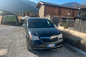 Lancia Voyager 7 posti