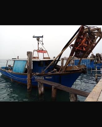 Peschereccio pesca costiera locale