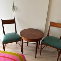 Tavolino e sedie Annibale Colombo