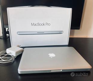 MacBook Pro 13” SSD240 gb, 10 gb RAM - mid 2012