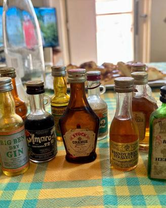 bottiglie mignon di liquori