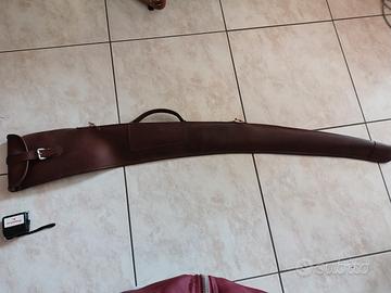 fodero antico  in cuoio  per  fucile da caccia 