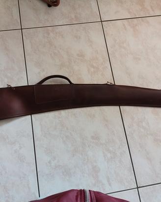 fodero antico  in cuoio  per  fucile da caccia 