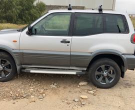 Nissan terrano 2