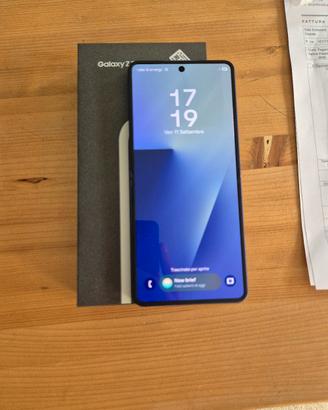 Samsung galaxy Z flip 7 256gb