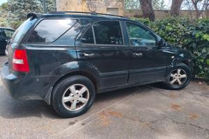 Kia sorento 2.5 TD 2007 revisionata e gommata nuov