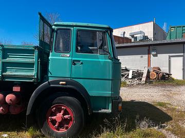 CAMION FIAT IVECO 160 RIBALTABILE