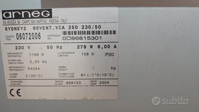 frigo vetrina per negozio 