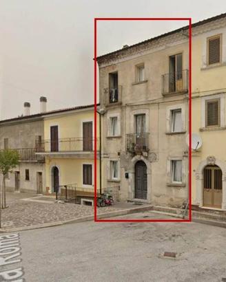 Casa indipendente di 112 m² con più di 5 locali a 