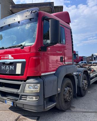MAN TGS 35.440 - Gancio scarrabile 4 assi