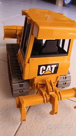 Caterpillar Bruder