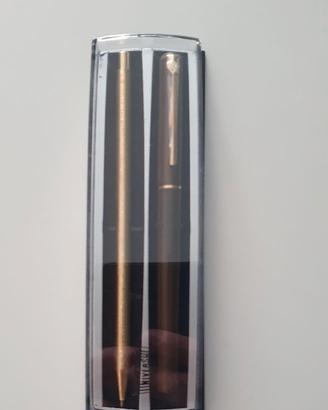 Penna Universal stilografica