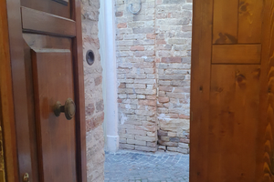 Monolocale panoramico in collina