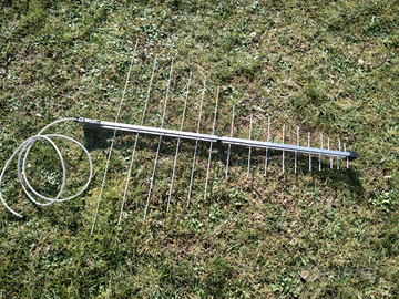 Antenna UHF+ VHF digitale terrestre logaritmica