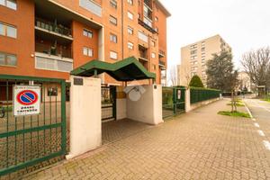 2 LOCALI A GRUGLIASCO