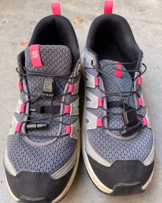 Scarpe salomon montagna