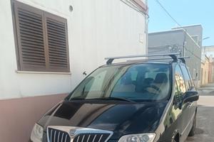 Auto LANCIA PHEDRA
