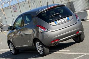 Lancia Ypsilon 1.2 69 CV-GPL-PERMUTABILE