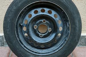 CERCHI/GOMME  AUTO DA 13”