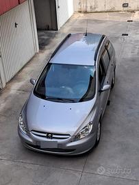 Peugeot 307 anno 2004 180.000km 
