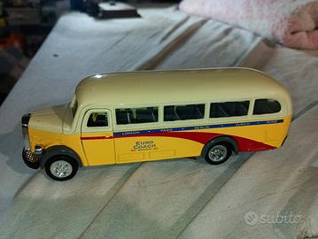 omnibus Mercedes scala 1:43