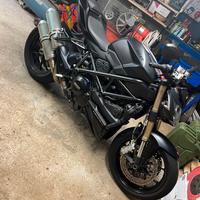 Ducati streetfighter 848 Dark