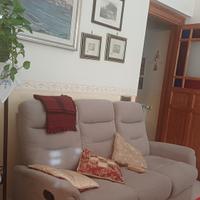 divano con estensione  laterali 