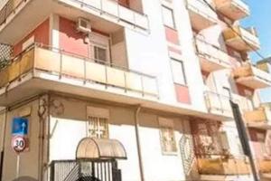 2 Camere messina centro 250 tutto compreso