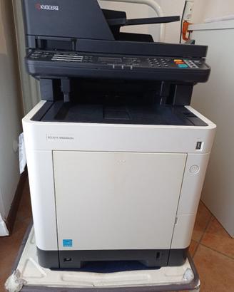 Stampante laser multifunzione colori Kyocera M6030