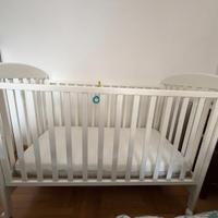 Lettino marca Erbesi modello Nido e materasso