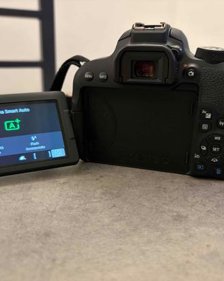 Canon 800D + 18-200mm IS – Perfetta, solo 5.900 sc