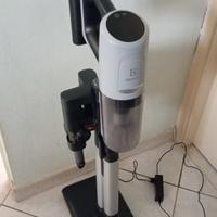 aspirapolvere Electrolux ultimate 800.