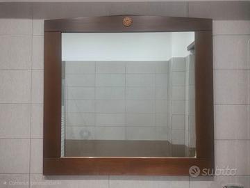 Specchio da bagno e arredo