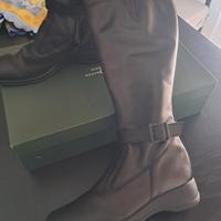 Stivali in pelle NUOVI da donna n. 41