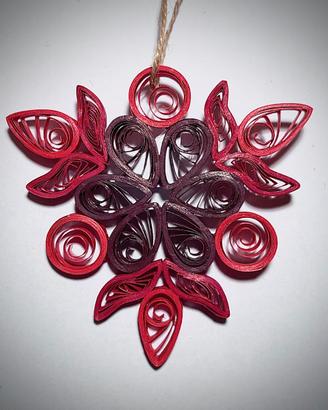 Stella/fiocco di Natale in quilling – fatta a mano