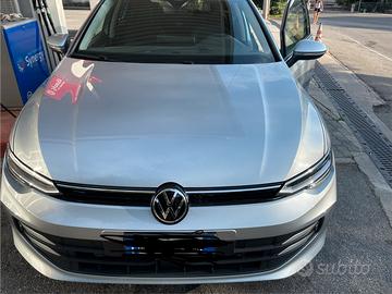 Golf  serie 8.5 - 1.5 eTsi 115cv Dsg edition plus