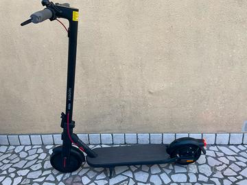 Monopattino elettrico XIAOMI
