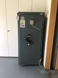 CASSAFORTE CONFORTI con TESORETTO INTERNO