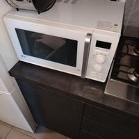 Forno microonde LG perfettamente funzionante 