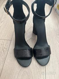 Sandali Guess con paiettes n. 39