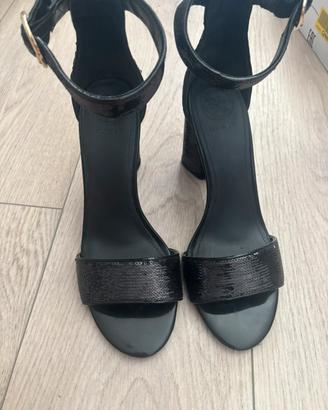 Sandali Guess con paiettes n. 39