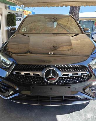 MERCEDES-BENZ GLA 200 d Automatic AMG Line Premi